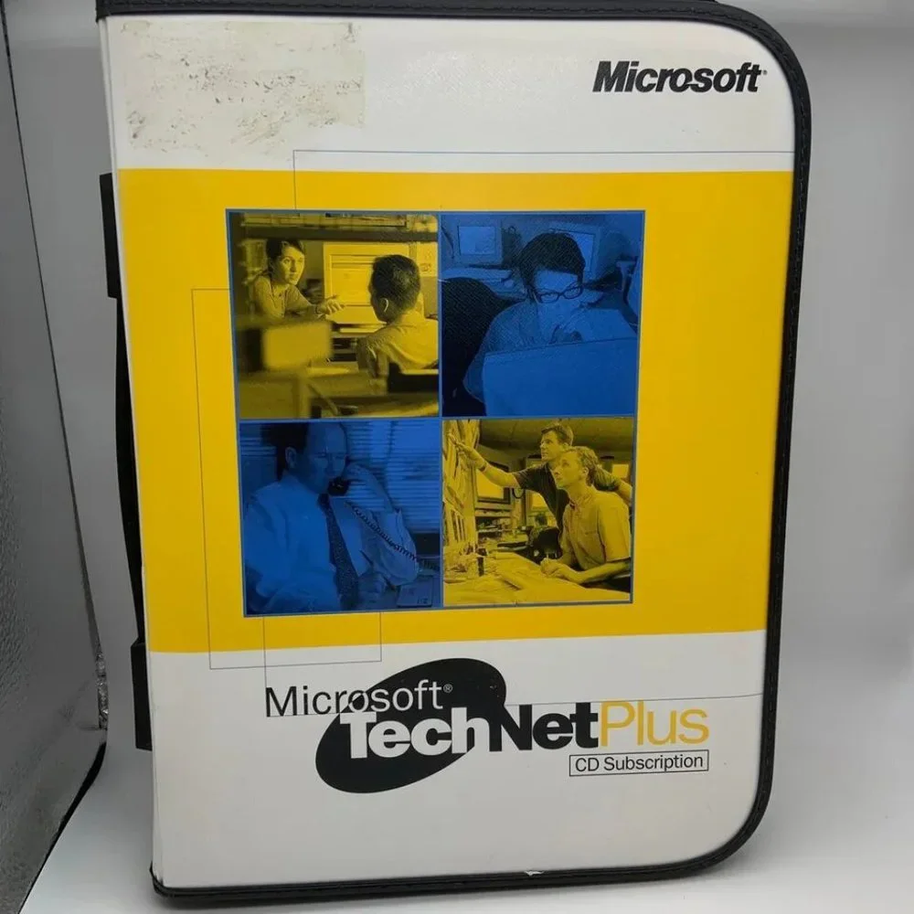 Microsoft Technet CD Subscription Binder and CD Cases Only